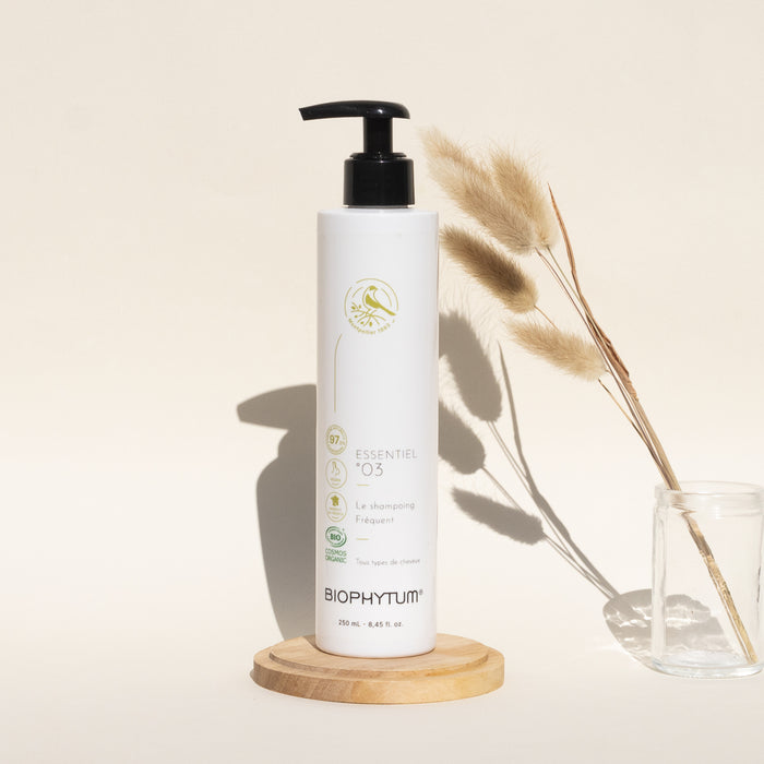 Le shampoing pour un usage fréquent 250 ml - ESSENTIEL 03